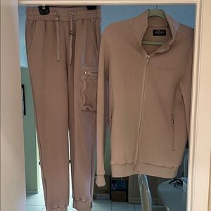 Stylish Gray Zip-Up Jacket